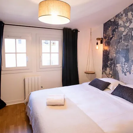 Апартаменты Chic - Les Toits De Sainte-ursule