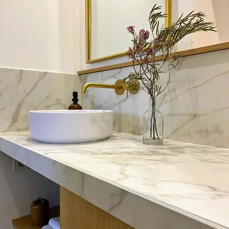 Chic - Les Toits De Sainte-ursule